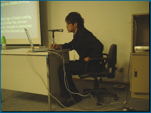 602x451 pixels (106K)